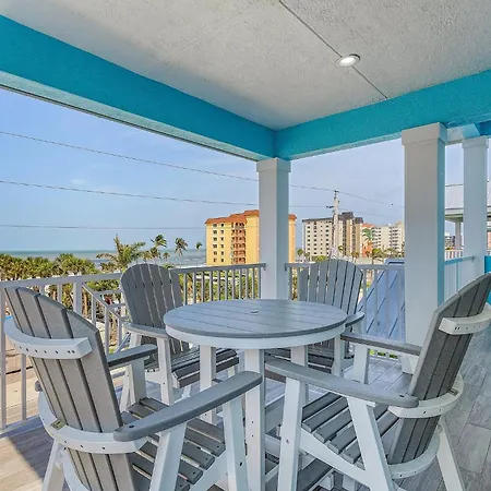 Luxurious Home: Gulf Views, Pool, Elevator